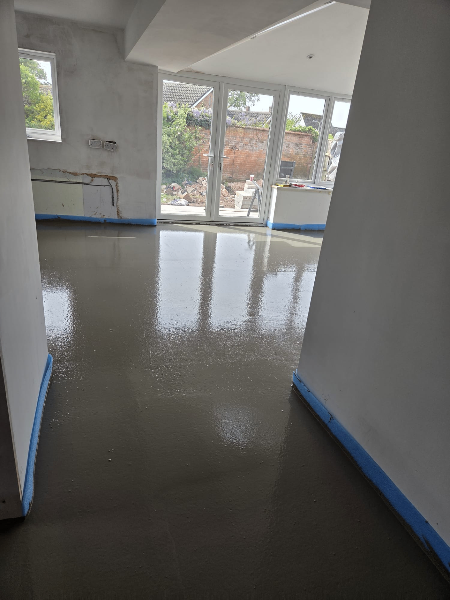 UFH screed in a kitchen-diner extension, Taunton